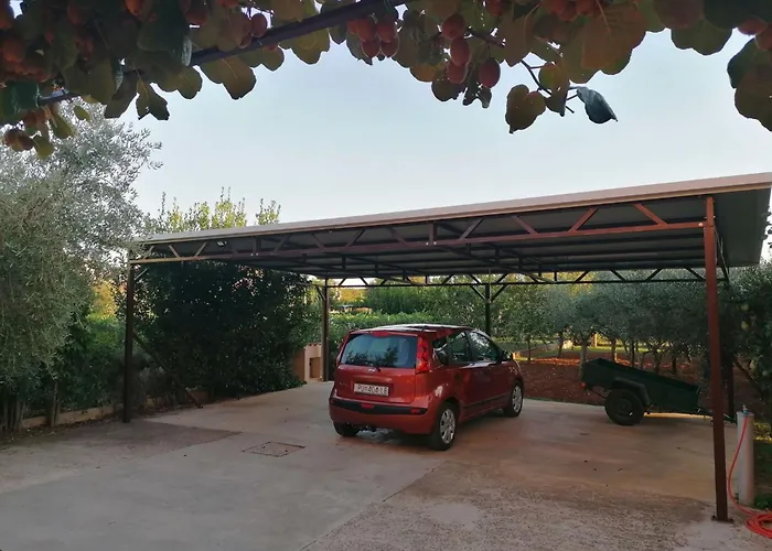 In Pula- Kroatien Mit Hohen Gaestebewertungen By Interhome Lägenhet