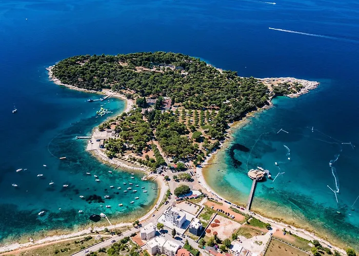 In Pula- Kroatien Mit Hohen Gaestebewertungen By Interhome Апартаменты Пула