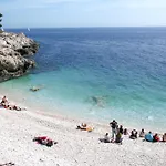 In Pula- Kroatien Mit Hohen Gaestebewertungen By Interhome