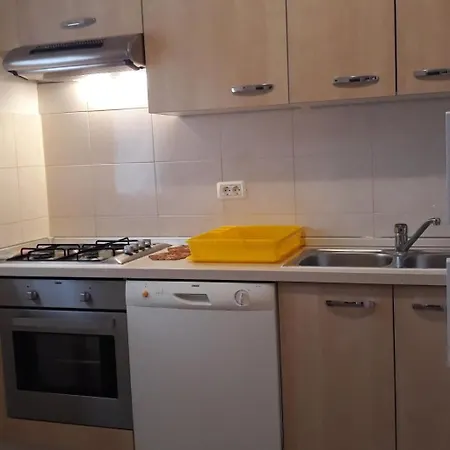 Apartment In Pula- Kroatien Mit Hohen Gaestebewertungen By Interhome *
