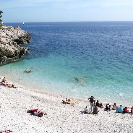 In Pula- Kroatien Mit Hohen Gaestebewertungen By Interhome