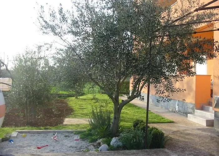 In Pula- Kroatien Mit Hohen Gaestebewertungen By Interhome Póla